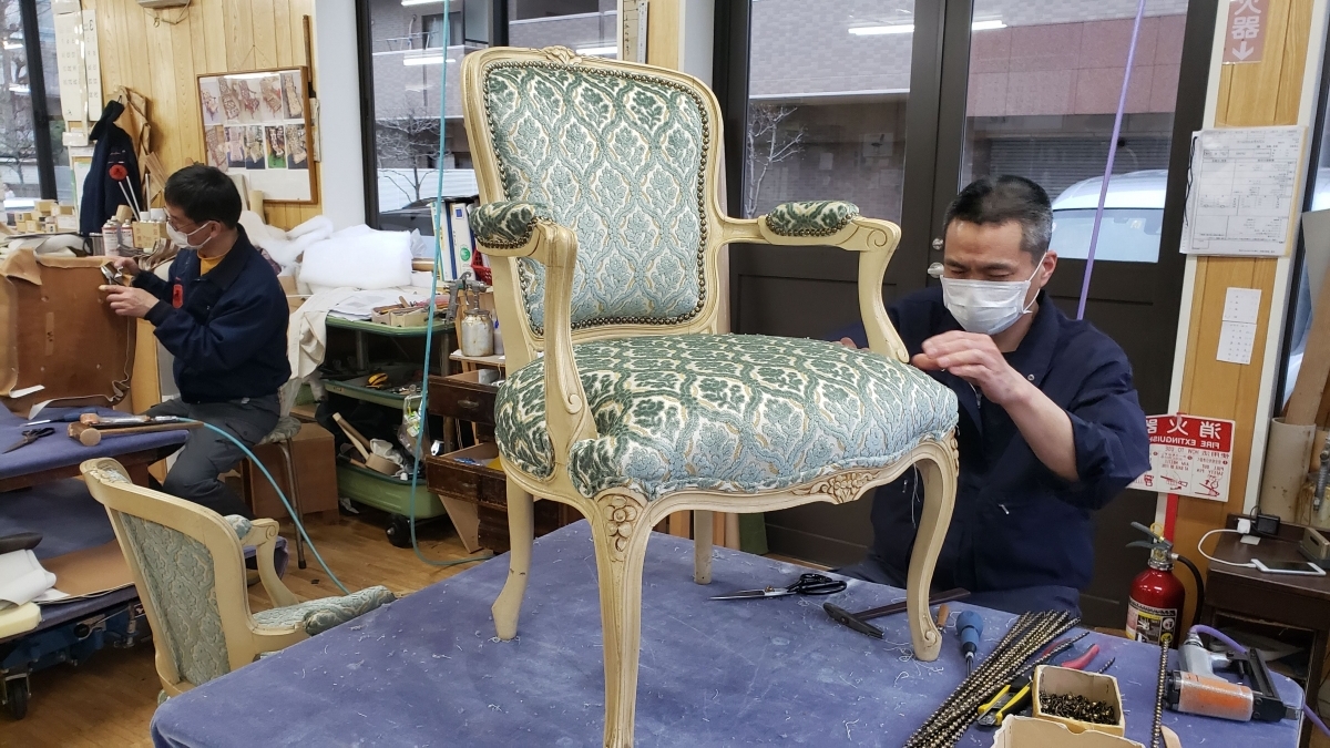 家具修理 フレンチクラシック家具修理 リメイク 張替え - ダニエルブログ